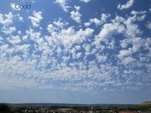 Flockenförmiger Altocumulus / Tuft-like Altocumulus